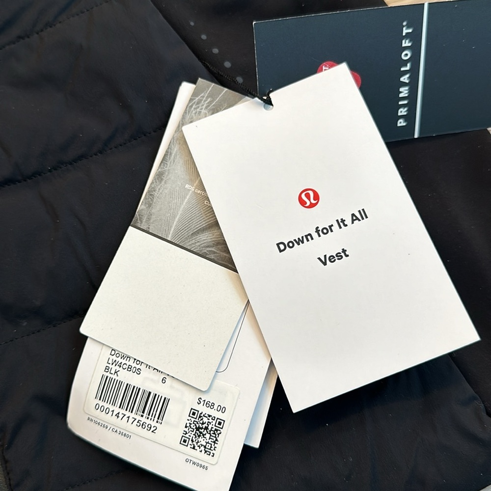 Lululemon Down for It All Vest women size 0 and 6 color black - Picture 6 of 9